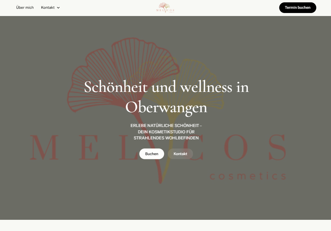 Melcos Cosmetics Website Hero Design mit Ginkgo-Blättern
